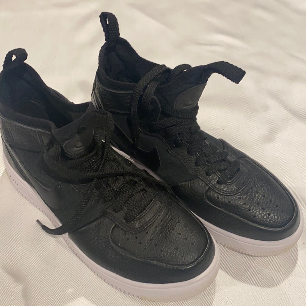 NIKE Black, Sz-7.5 Air Force 1 Ultra Force